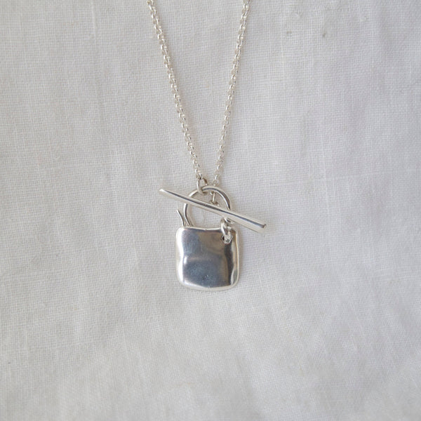 ピンズ・ピンバッジ・缶バッジ Padlock Necklace (SILVER) CHUNKY SILVER PADLOCK NECKLACE – Vicious Punx
