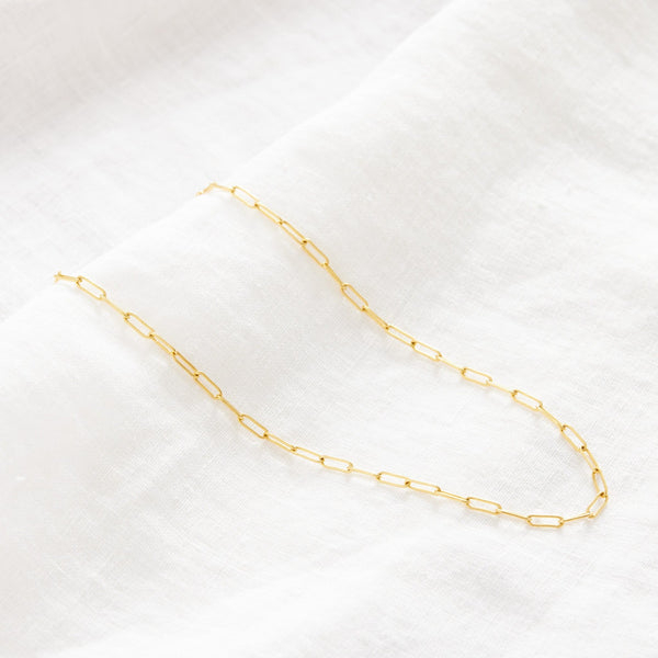 Paperclip Chain Necklace with Single Diamond Pavé Link 14K Gold | Marisa Perry