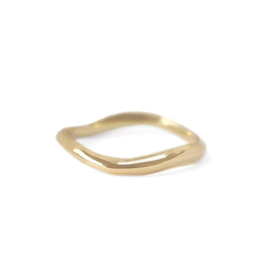 organically shaped gold band