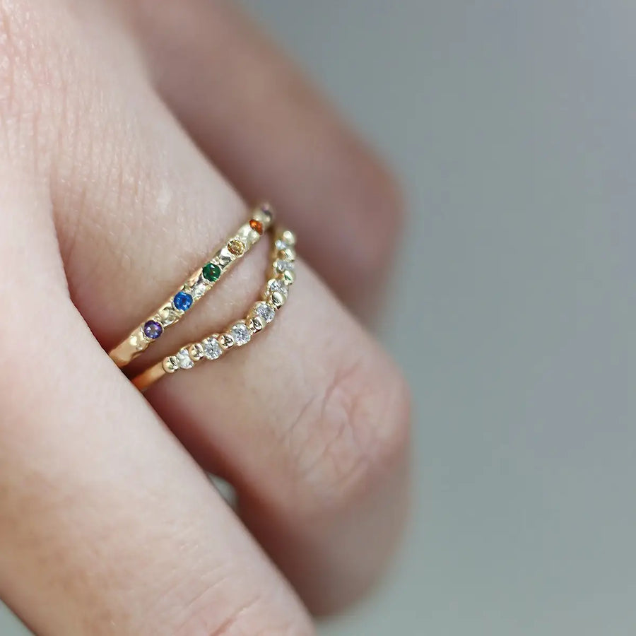 Timeless 7 Diamond Contour Band