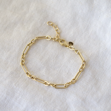 solid 14k hollow link bracelet, with round and elongated links 