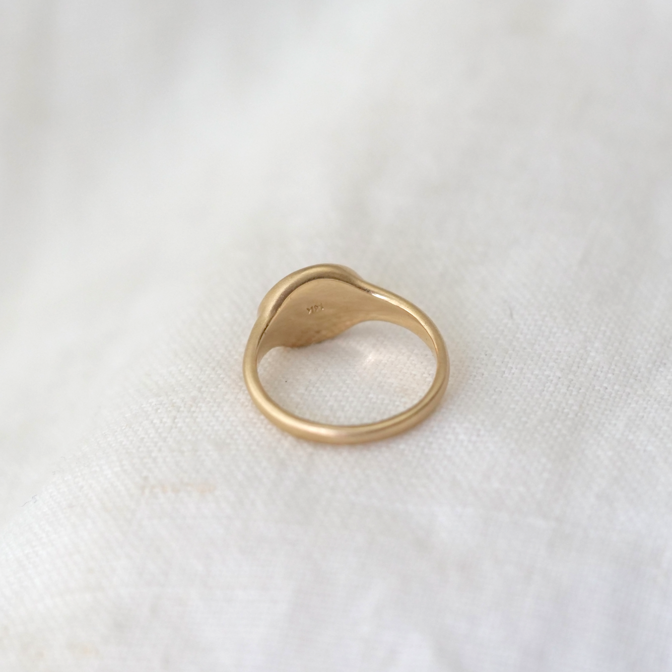 Classic Oval Signet | Marisa Mason Jewelry