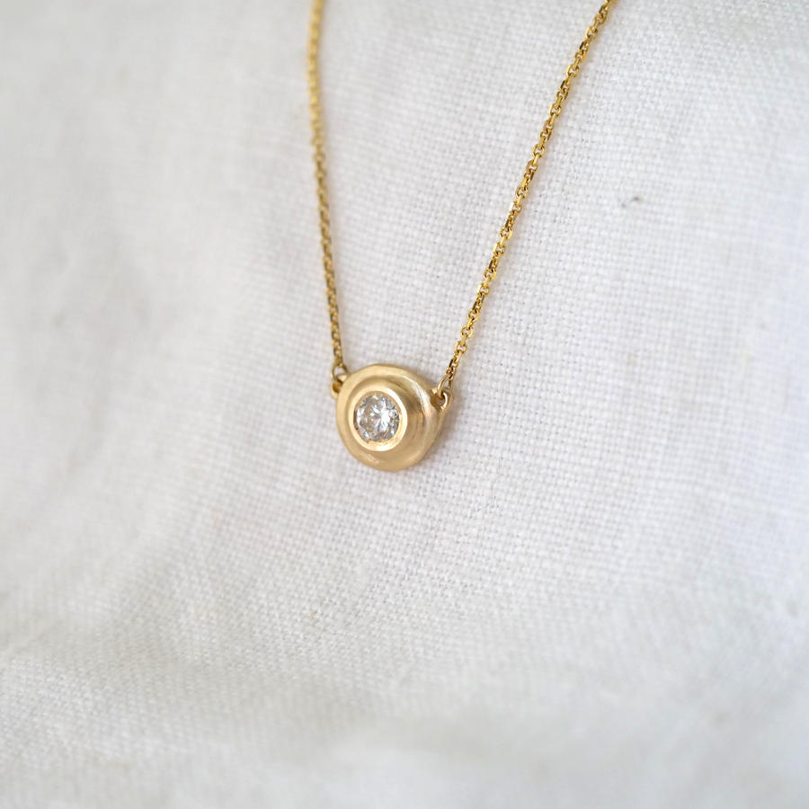 Natural Bezel Round Necklace - Lab Diamond