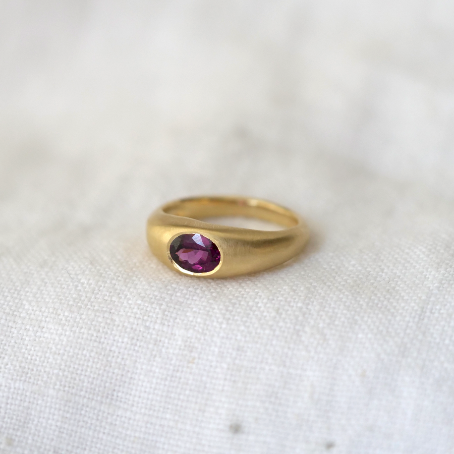 New Helena Grape Garnet