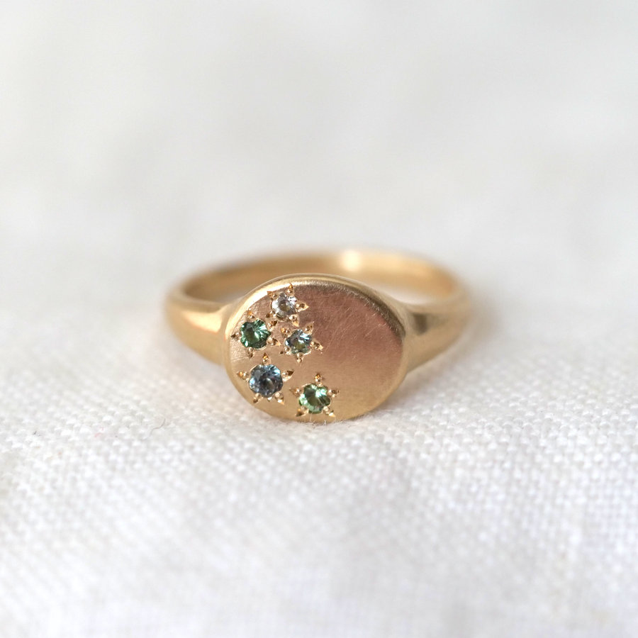 Scattered Stars Green Sapphire Signet