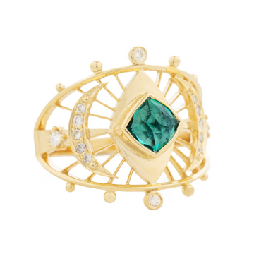 GOLD RING WITH ONE EYE TEAL TOURMALINE, TWO MOON CRESCENTS AND DIAMONDS. THE STONE COMES IN A GRADIENT OF BLUE AND TEAL.