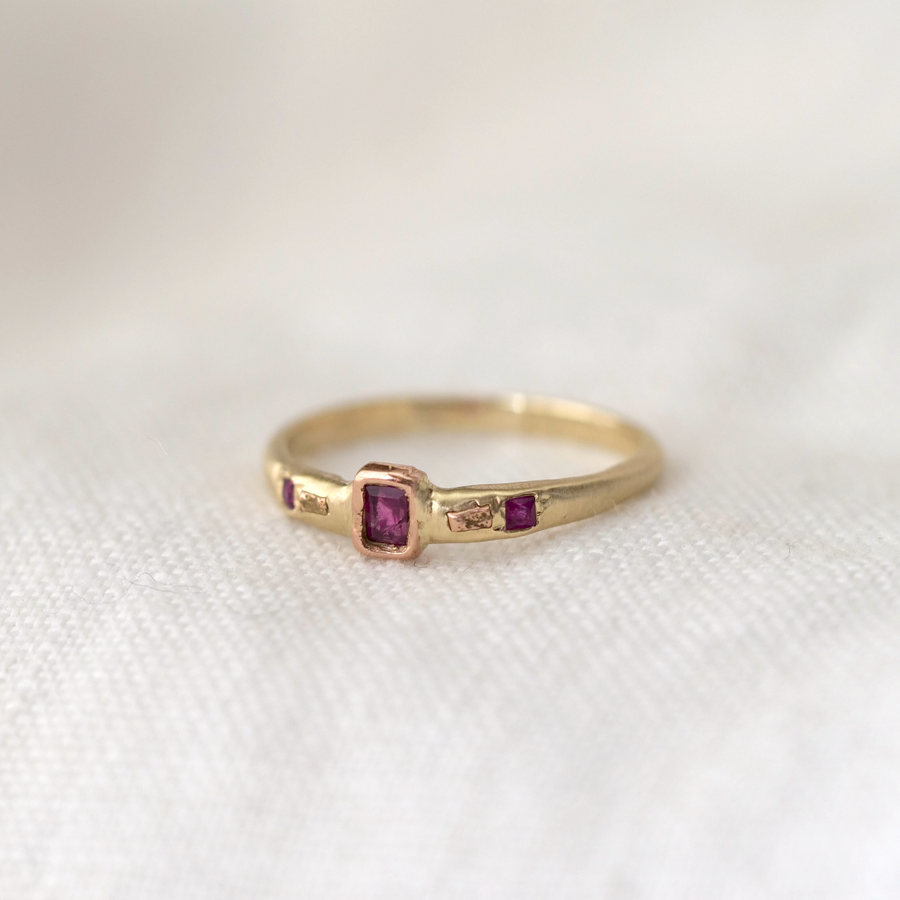 Ruby Micro Meta Ring
