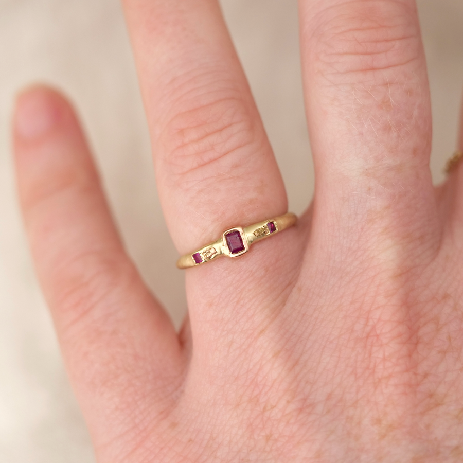 Ruby Micro Meta Ring