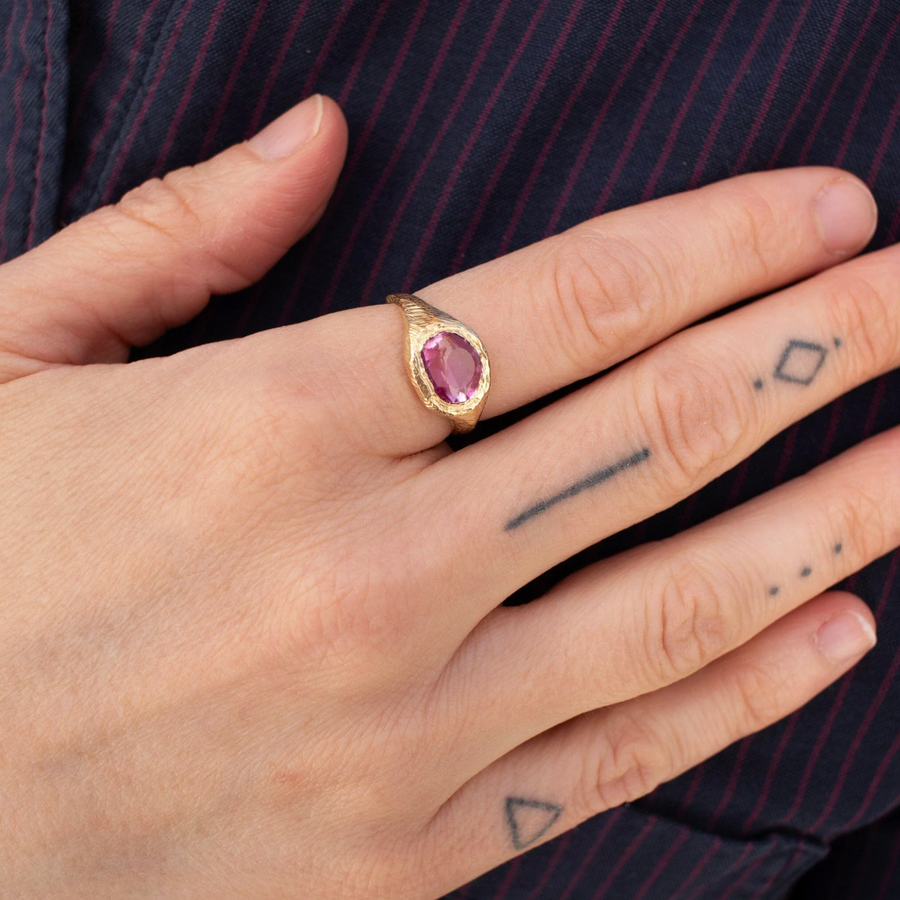Signet Pink Sapphire Ring