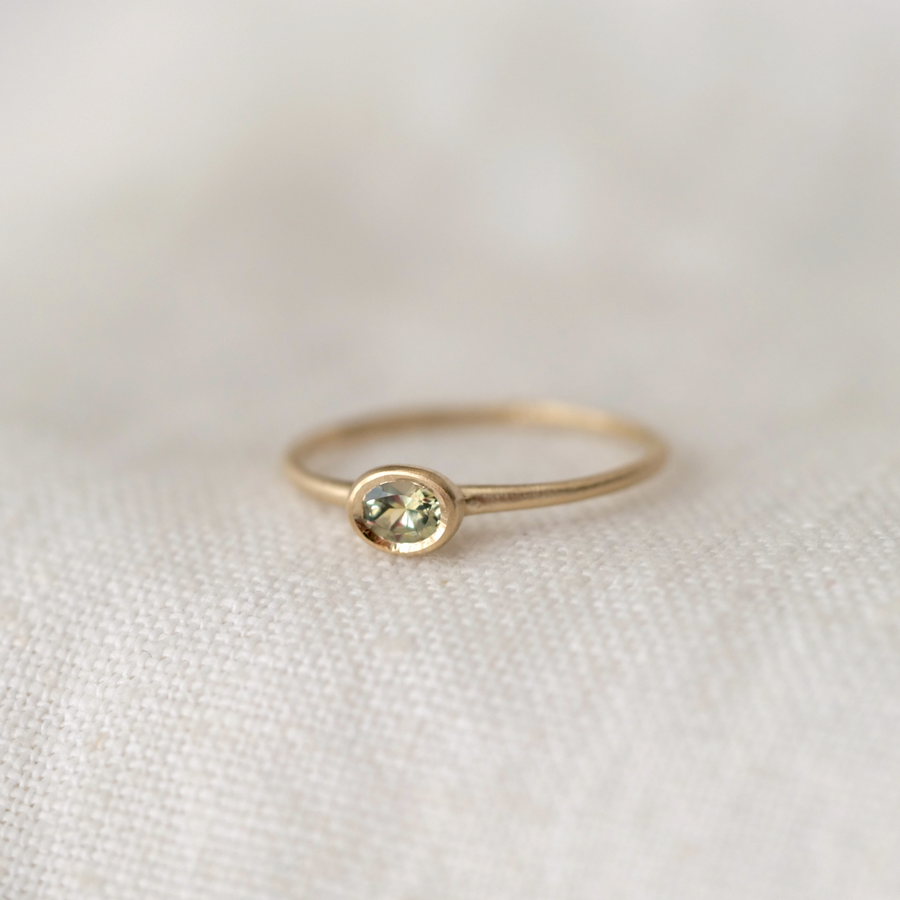 Oval Stacking Ring - Montana Sapphire