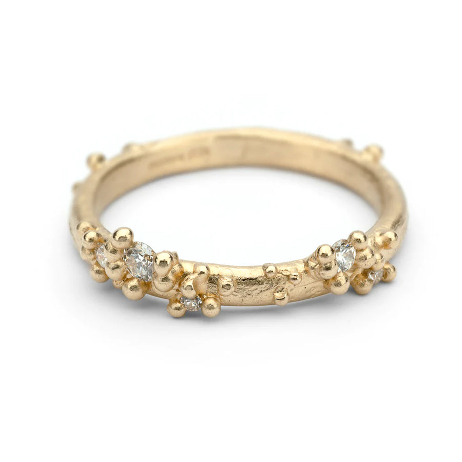 Half Round Band with Diamonds and Granules