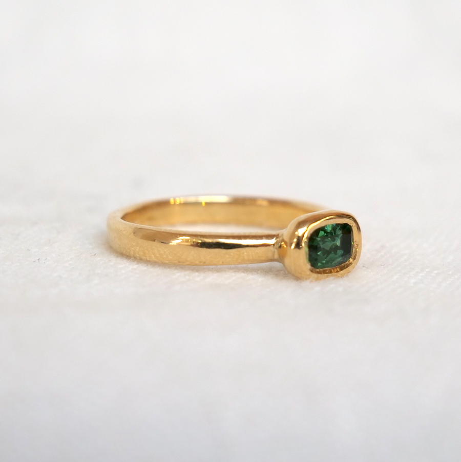 Matillija Skinny Ring